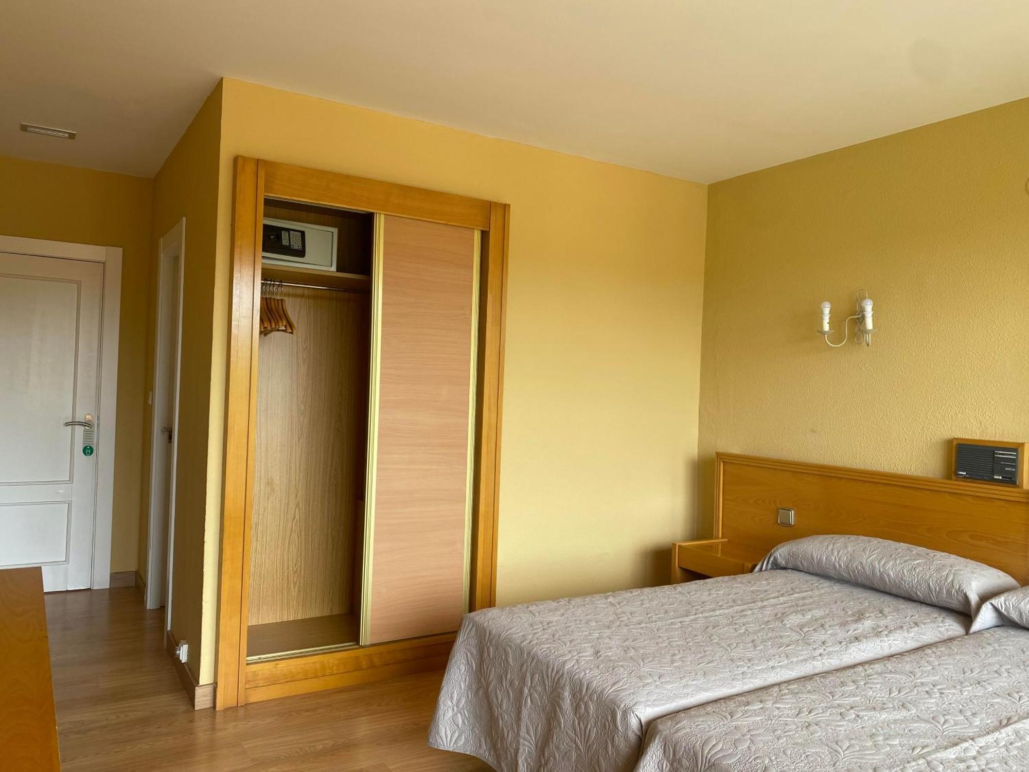 נוחה Hotel Zenit Mar מראה חיצוני תמונה